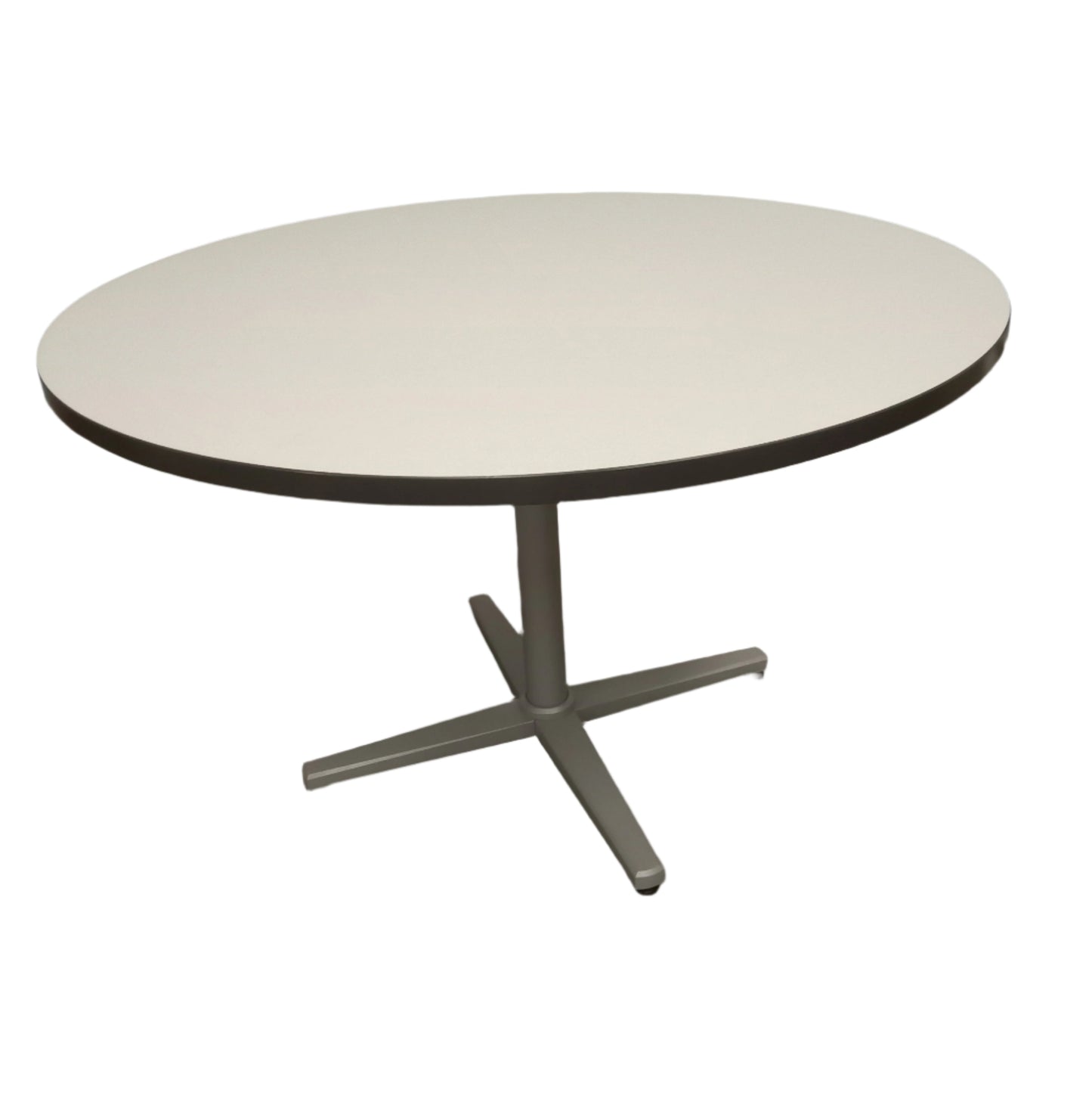 Table - 48" Round