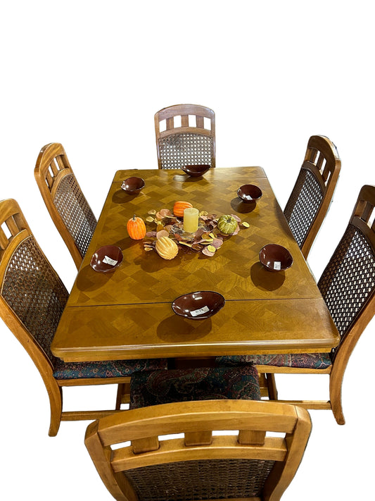 7 Piece Dining Set (REDUCED 25%)